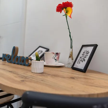 Pensjonat Little Flower In Center